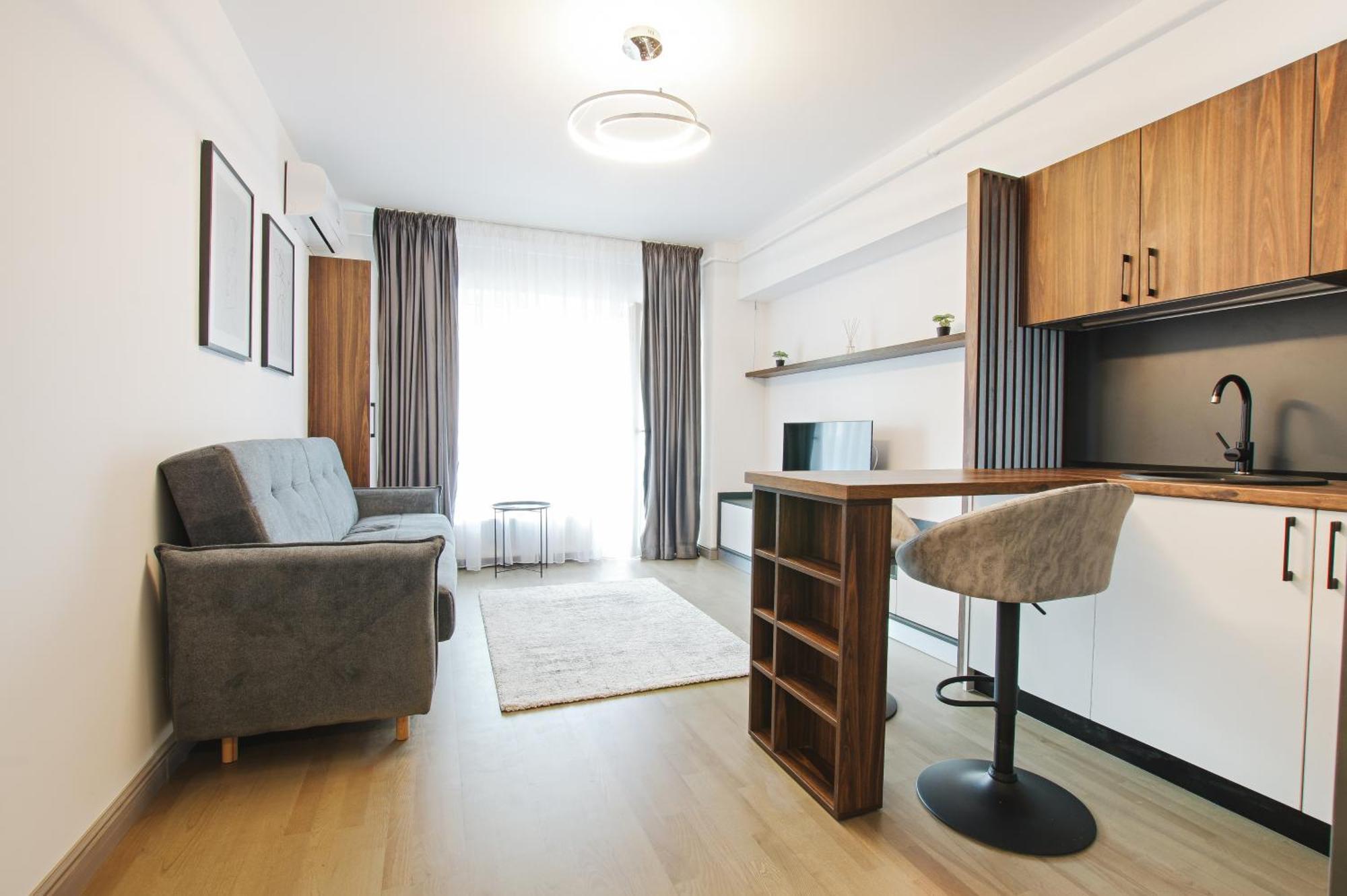 Himson-Brown Apartment ياش المظهر الخارجي الصورة