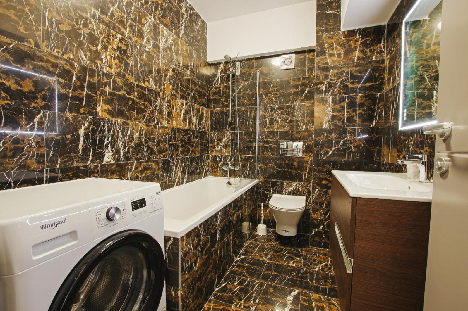 Himson-Brown Apartment ياش المظهر الخارجي الصورة